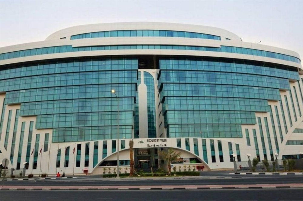 Holiday Villa Hotel & Residence Main image