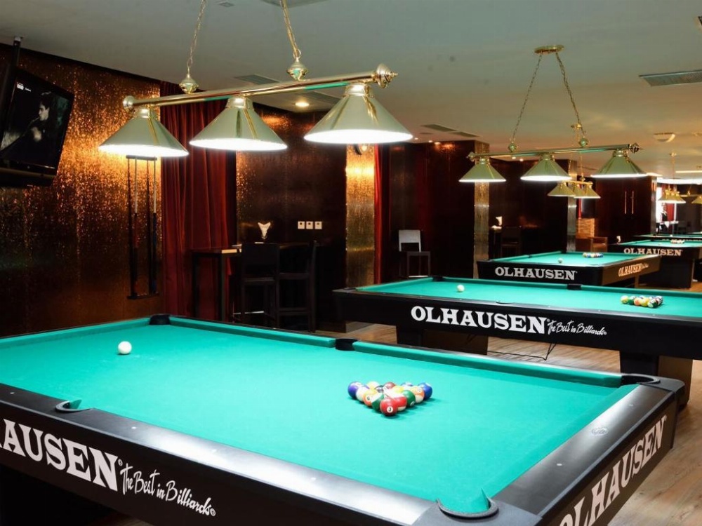 Holiday Villa Hotel & Residence